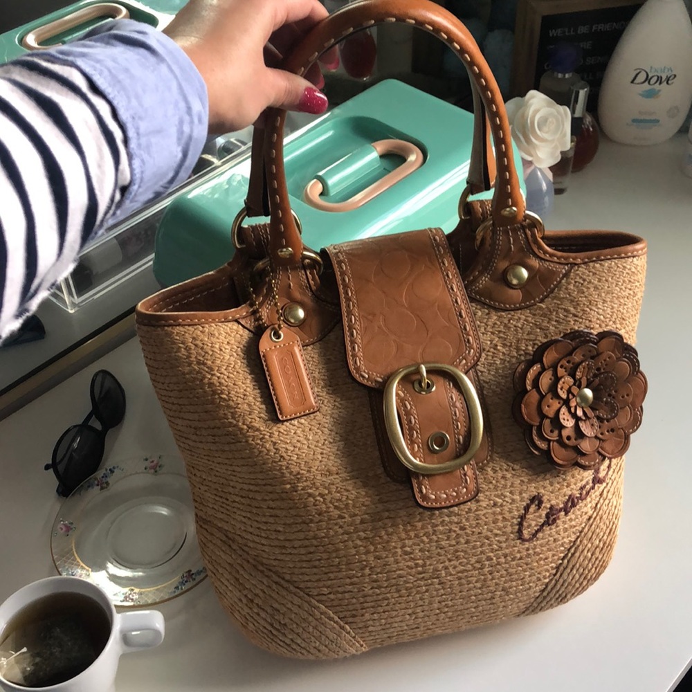 Coach straw & leather shoulder bag